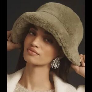 STAND STUDIO WERA BUCKET HAT